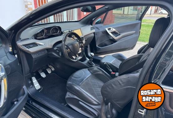 Autos - Peugeot 208 XY 2014 Nafta 107000Km - En Venta