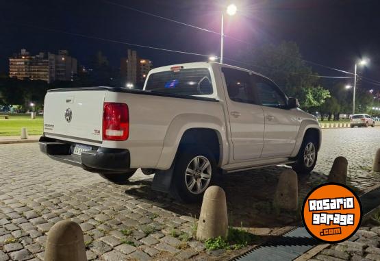 Camionetas - Volkswagen Amarok 2016 Diesel 235000Km - En Venta
