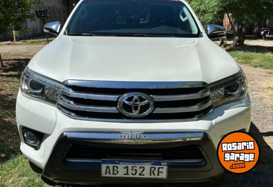 Camionetas - Toyota HILUX SRX 2017 Diesel 109000Km - En Venta
