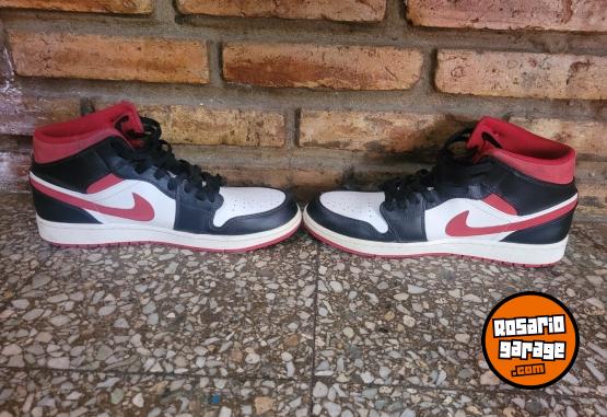 Indumentaria - Jordan mid - En Venta