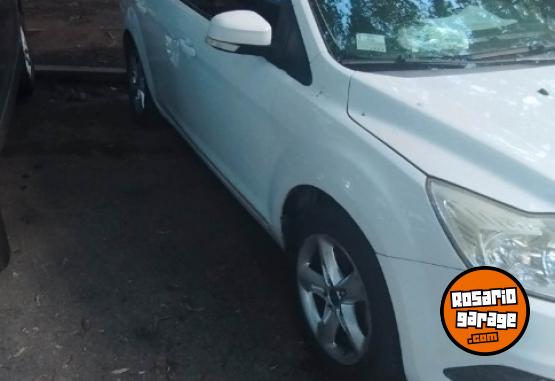 Autos - Ford Focus 2011 Nafta 207000Km - En Venta