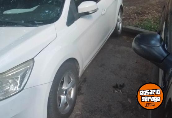 Autos - Ford Focus 2011 Nafta 207000Km - En Venta