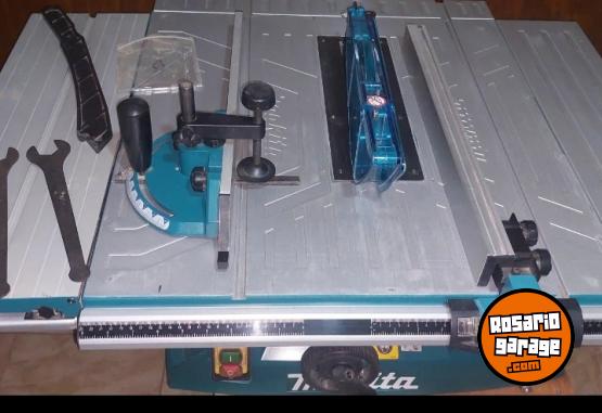 Herramientas - Sierra circular de banco Makita mlt100 255mm 150ww con disco (usada) - En Venta