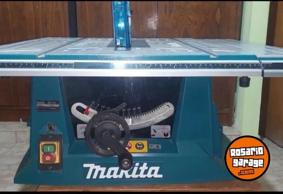 Herramientas - Sierra circular de banco Makita mlt100 255mm 150ww con disco (usada) - En Venta