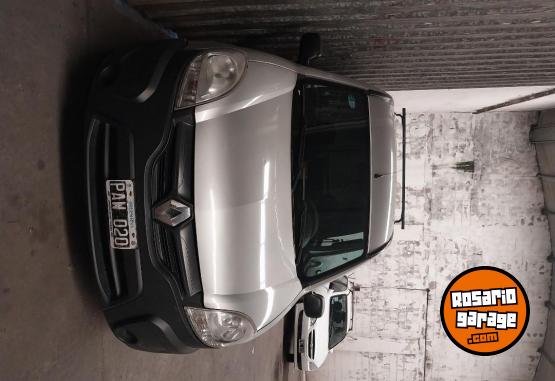 Utilitarios - Renault Kangoo 2015 GNC 148000Km - En Venta