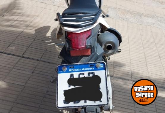 Motos - Corven Txr 2017 Nafta 14000Km - En Venta