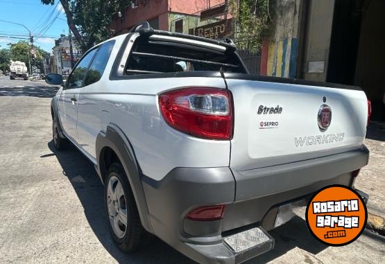 Camionetas - Fiat Strada 2020 Nafta 86000Km - En Venta