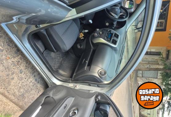 Autos - Nissan March 2017 Nafta 48600Km - En Venta