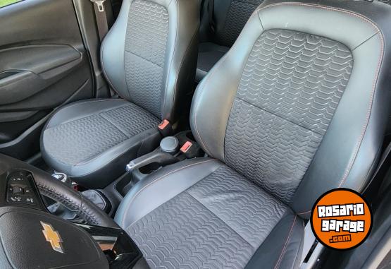 Autos - Chevrolet Onix 2017 Nafta 99000Km - En Venta