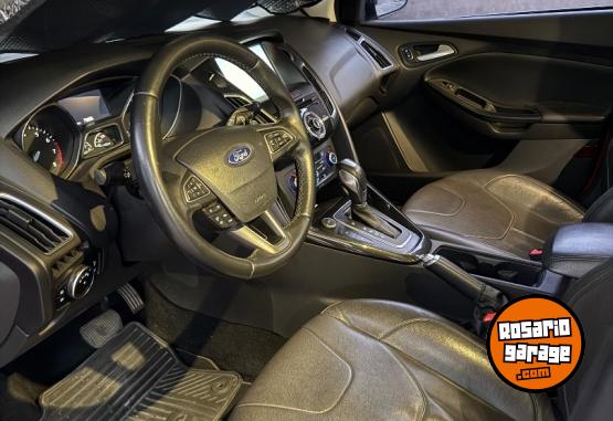 Autos - Ford Focus Titanium 2015 Nafta 81000Km - En Venta