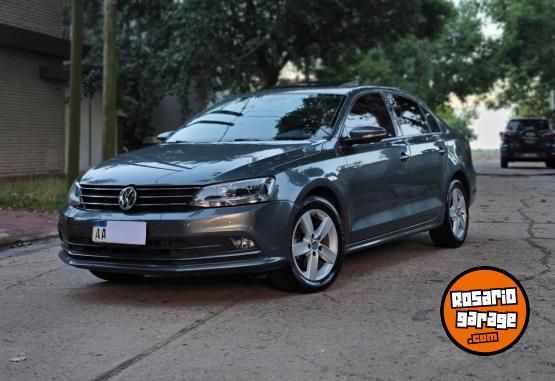 Autos - Volkswagen Vento Higline 2017 Nafta 93000Km - En Venta