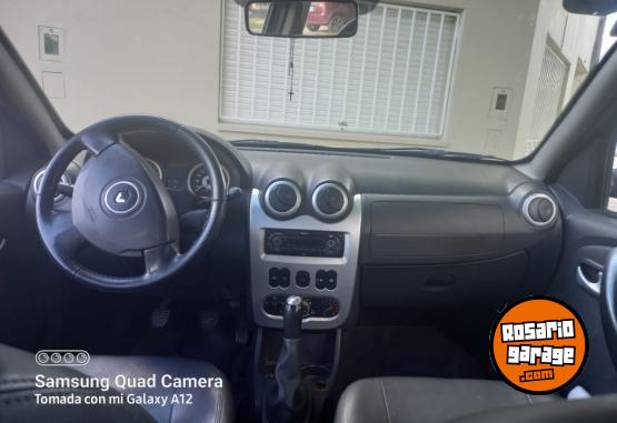 Autos - Renault Sandero Stepway 2011 GNC 200000Km - En Venta