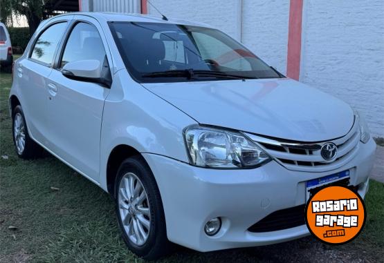 Autos - Toyota ETIOS 2016 Nafta 102700Km - En Venta