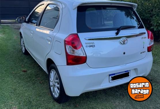 Autos - Toyota ETIOS 2016 Nafta 102700Km - En Venta