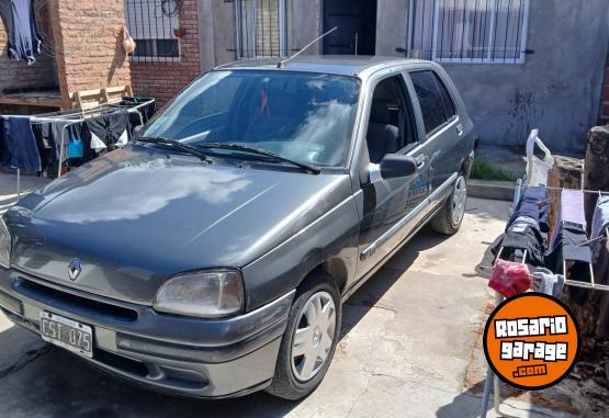 Autos - Renault Clio 1999 Nafta 111111Km - En Venta