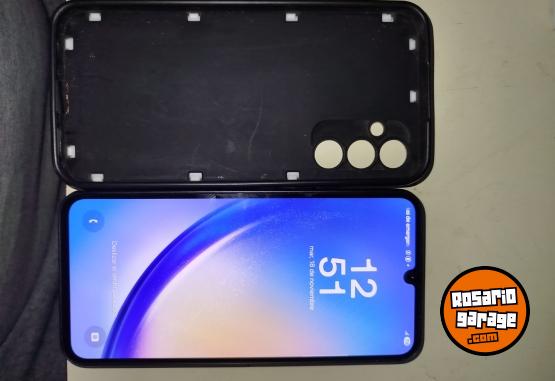 Telefon�a - Samsung A 34 128 GB de memoria y 6 de ram libre con cargador y funda. - En Venta