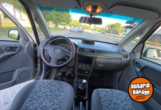 Autos - Chevrolet MERIVA 1.8 GL 2005 GNC 168000Km - En Venta