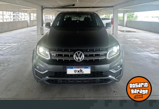 Camionetas - Volkswagen Amarok v6 Extreme 2021 Diesel 88000Km - En Venta
