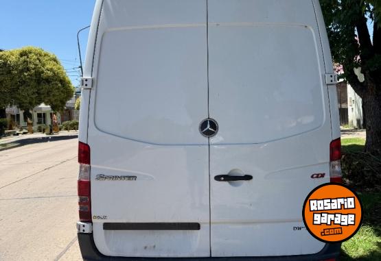 Camionetas - Mercedes Benz Sprinter 515 2014 Diesel 124000Km - En Venta