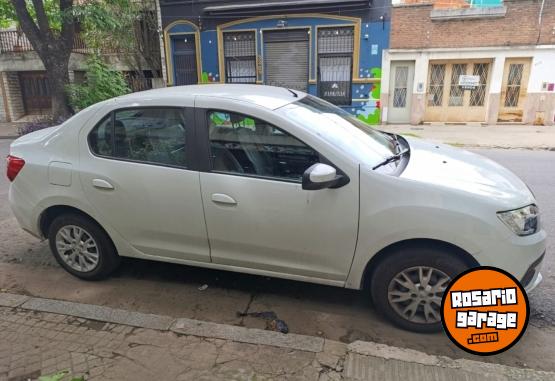 Autos - Renault Logan Zen 2023 Nafta 21000Km - En Venta