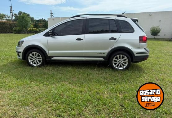 Autos - Volkswagen Suran Track 2019 Nafta 89000Km - En Venta