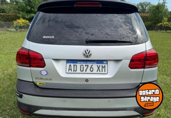 Autos - Volkswagen Suran Track 2019 Nafta 89000Km - En Venta