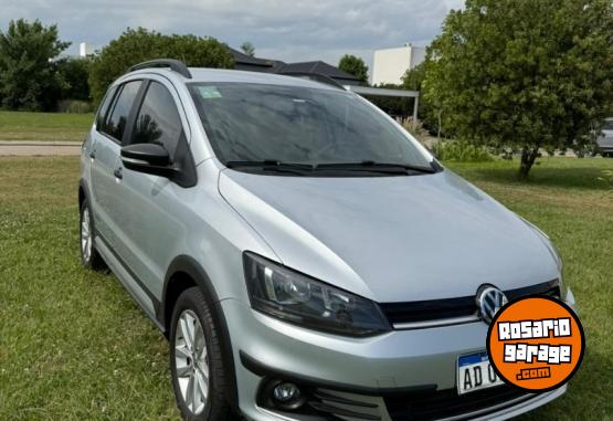 Autos - Volkswagen Suran Track 2019 Nafta 89000Km - En Venta