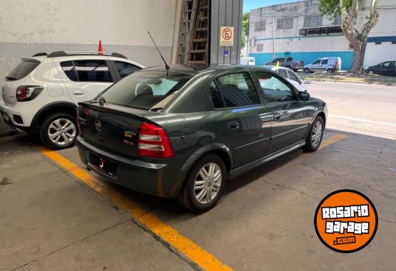 Autos - Chevrolet Astra 2009 Nafta 147000Km - En Venta