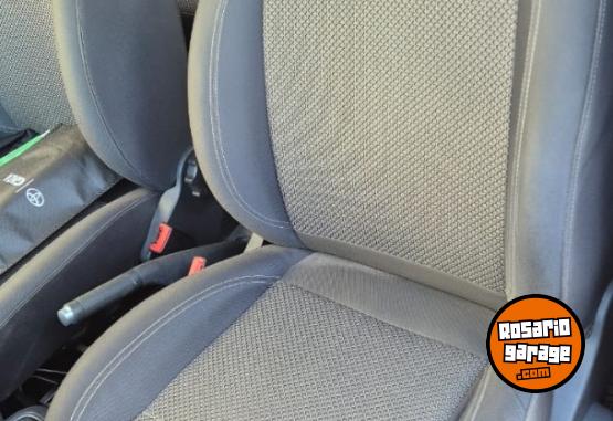 Autos - Volkswagen Suran 2011 GNC 138000Km - En Venta