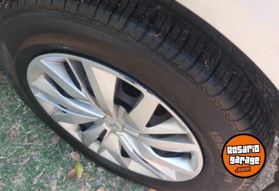 Autos - Peugeot 208 like 1.2 2020 Nafta 65000Km - En Venta