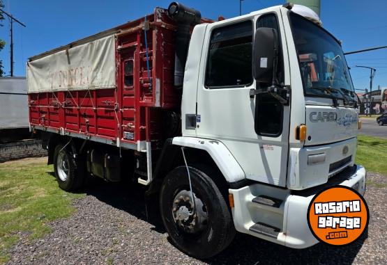 Camiones y Gr�as - VENDO FORD 1722 A BOMBA CON CARROCERIA - En Venta