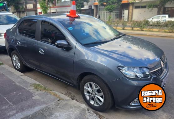 Autos - Renault LOGAN PRIVILEGE 1 2017 Nafta  - En Venta