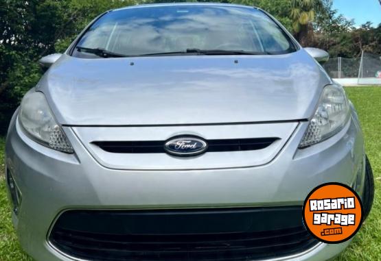 Autos - Ford Fiesta kinect design 2012 Nafta 182000Km - En Venta