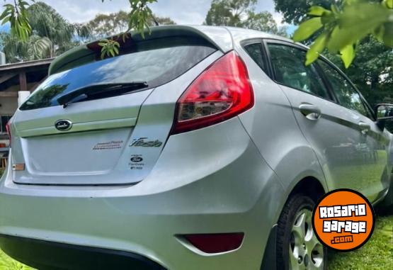Autos - Ford Fiesta kinect design 2012 Nafta 182000Km - En Venta