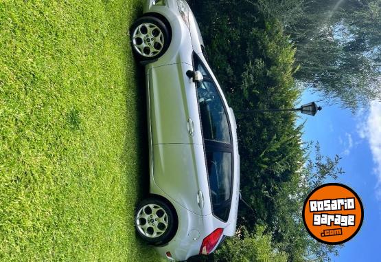 Autos - Ford Fiesta kinect design 2012 Nafta 182000Km - En Venta