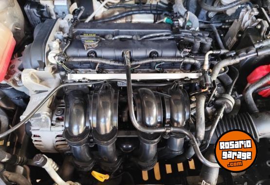 Autos - Ford Fiesta kinect design 2012 Nafta 182000Km - En Venta