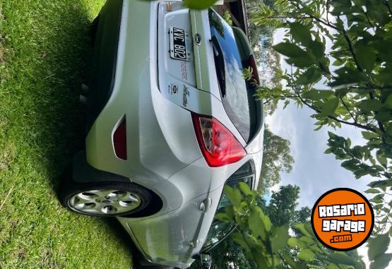 Autos - Ford Fiesta kinect design 2012 Nafta 176000Km - En Venta