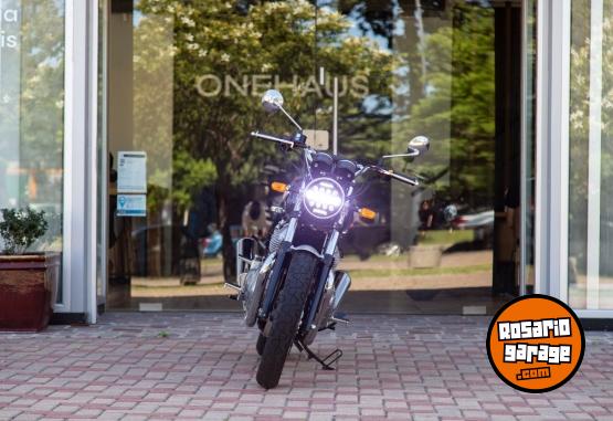 Motos - Royal Enfield INTERCEPTOR 650 2022 Nafta 5477Km - En Venta