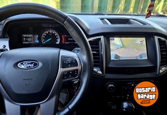 Camionetas - Ford Ranger 4x4 2023 Diesel 64000Km - En Venta