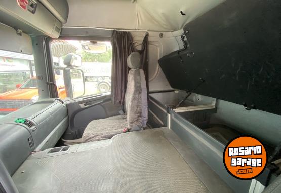 Camiones y Gr�as - Scania p340 2010 - En Venta