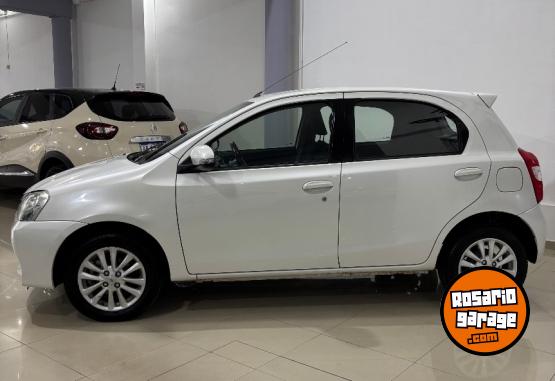 Autos - Toyota Etios 2015 Nafta  - En Venta