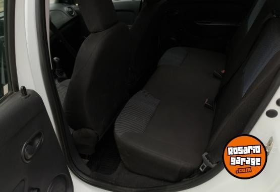 Autos - Renault Sandero 2017 GNC 120000Km - En Venta