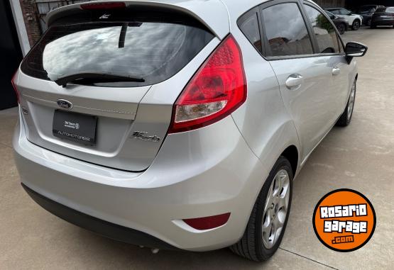 Autos - Ford Fiesta titanium 2012 Nafta 73000Km - En Venta