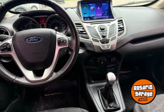 Autos - Ford Fiesta titanium 2012 Nafta 73000Km - En Venta