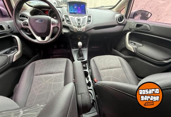 Autos - Ford Fiesta titanium 2012 Nafta 73000Km - En Venta