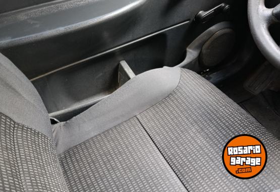 Utilitarios - Peugeot Partner kangoo Fiorino 2010 Nafta 11Km - En Venta