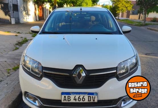 Autos - Renault Logan privilege 1ra mano 2017 Nafta 140000Km - En Venta