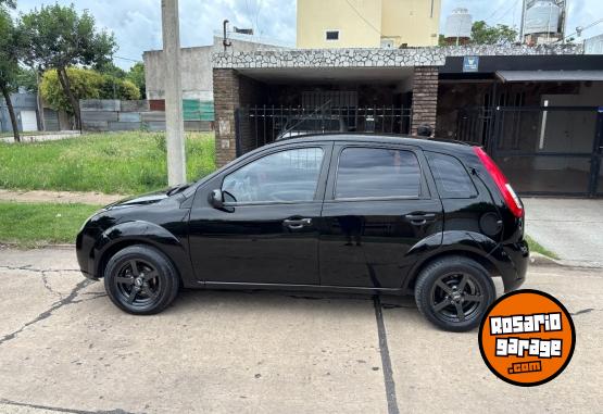 Autos - Ford Fiesta Ambiente 2009 Nafta 245000Km - En Venta
