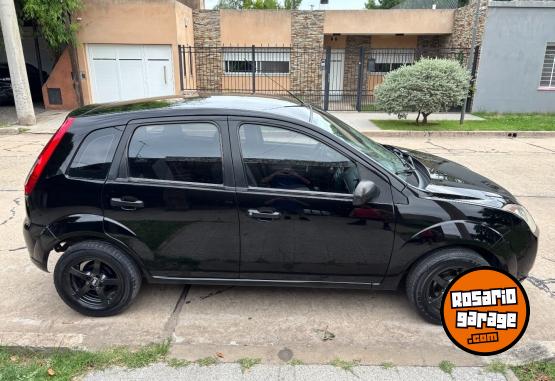 Autos - Ford Fiesta Ambiente 2009 Nafta 245000Km - En Venta