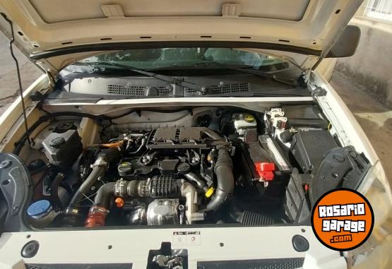 Utilitarios - Peugeot Partner 2017 Diesel 120000Km - En Venta